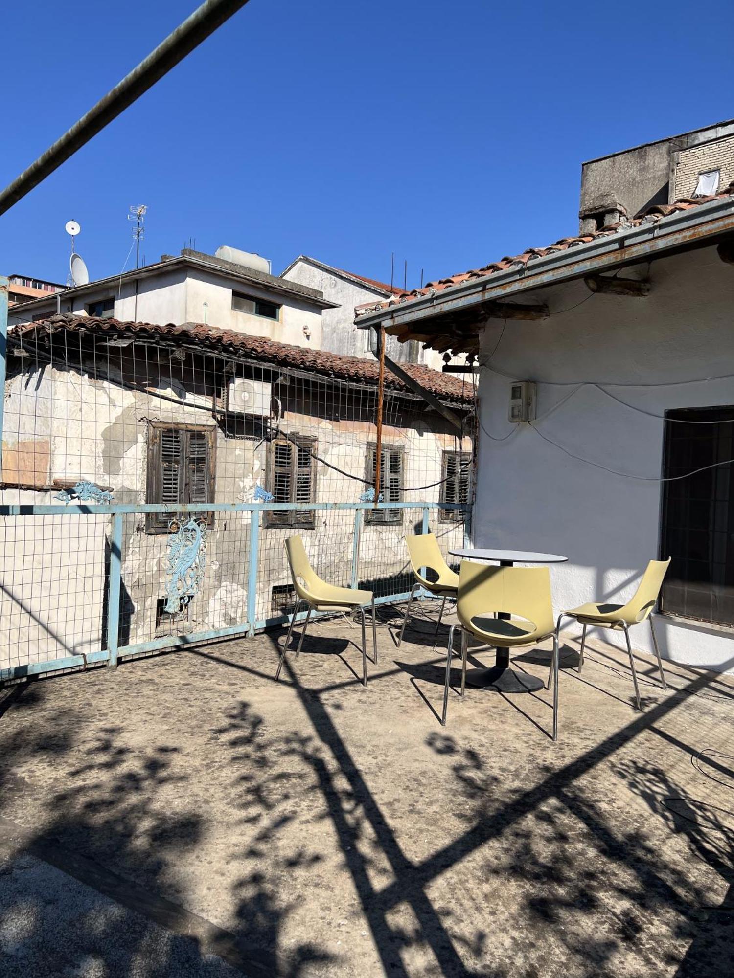Onetwosleep Guesthouse Shkodër Екстериор снимка